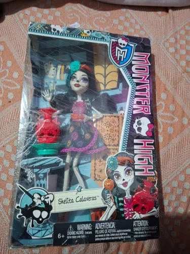 Monster High Skelita Claveras!