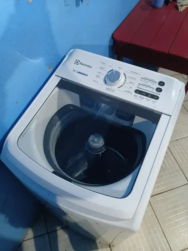 Maquina de lavar Electrolux 14kg