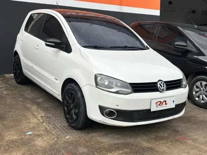 Volkswagen Fox 1.0 MI Total Flex 8V 5P 2013
