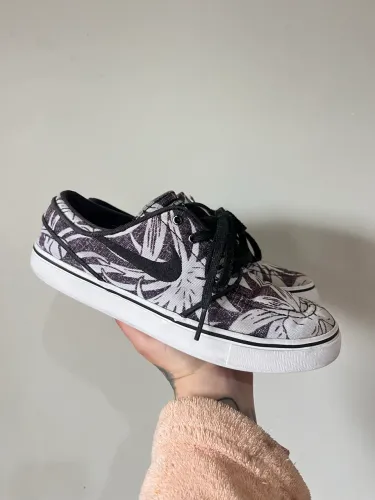 Tênis nike Stefan janoski 36