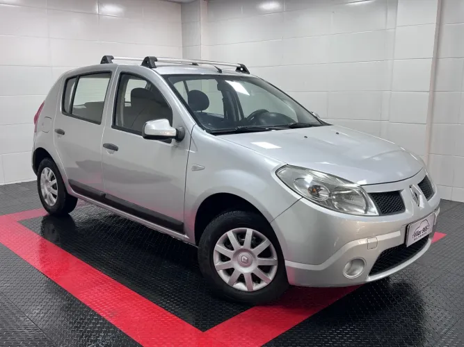 Renault Sandero Expression Flex 1.6 16V 5P 2011
