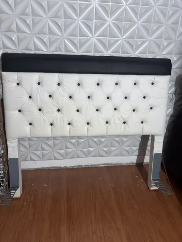 Cabeceira de cama casal acolchoado