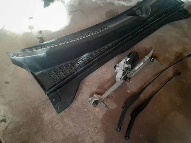 Motor limpador churrasqueira Fiat Toro 2020
