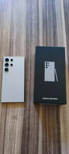 Samsung Galaxy S24 Ultra 256GB 12GB RAM Titânio Cinza - Impecável, com Nota Fiscal