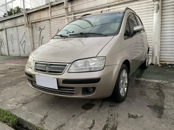 Fiat Idea ELX 1.4 MPI Fire Flex 8V 5P 2006