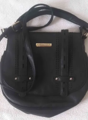 Bolsa Preta Feminina Victtoria Voice