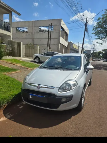 Fiat Punto Attractive 1.4 Fire Flex 8V 5P 2013
