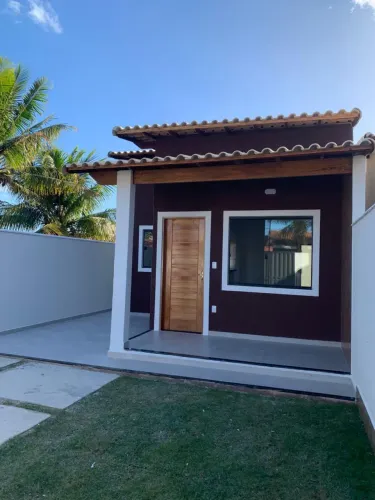 Linda casa a 500 metros da Praia !!!!!