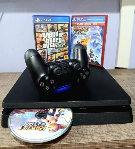 PlayStation 4 slim  PS4