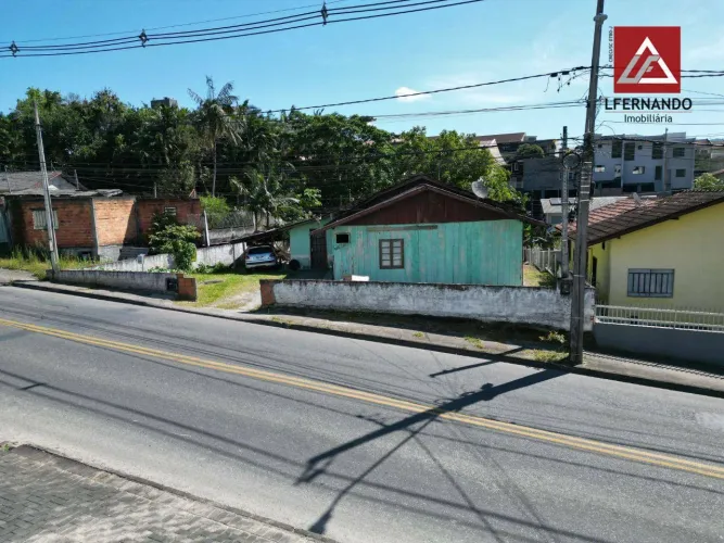 Terreno à venda, 423 m² por R$ 390.000,00 - Água Verde - Blumenau/SC