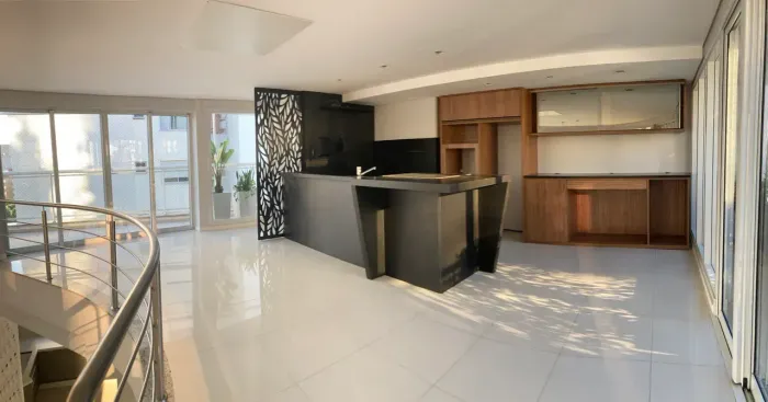 COBERTURA DUPLEX COM PISCINA PARA LOCAÇÃO PLAZA DANÚBIO RESIDENCE | CENTRO