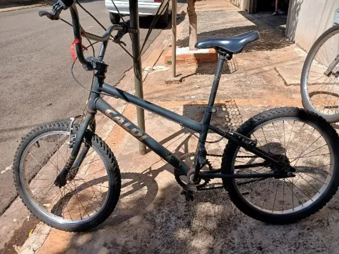 Bicicleta caloi aro 20
