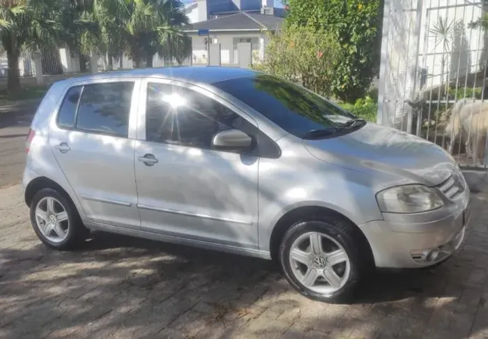 Volkswagen Fox Plus 1.6mi/ 1.6mi Total Flex 8V 4P 2005