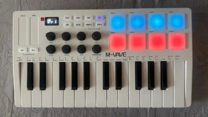 Mini controlador M-Vave SMK-25 II
