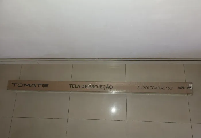 Tela de projeção tomate 84 polegadas