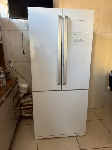 Geladeira brastemp BRO080 frost free