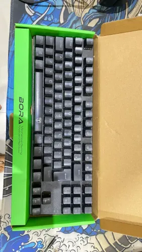 Teclado Mecânico T-Dagger Bora V2