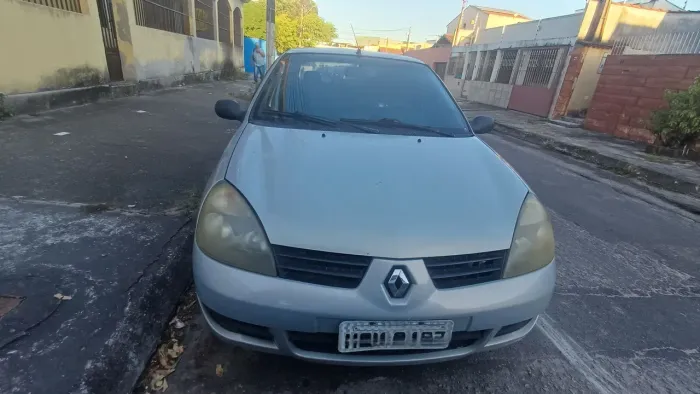 Renault Clio Sed. Expression Hi-flex 1.0 16V 4P 2009