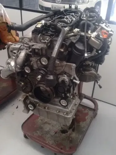 motor  sprinter mercedes 415,515 , medida  025