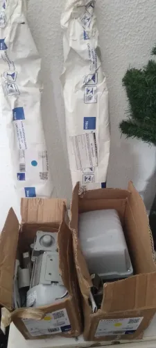 Vendo Kit Completo 2 motores pivotantes NICE NOVOS