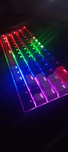 TECLADO MECÂNICO B-MAX MODELO 60%
