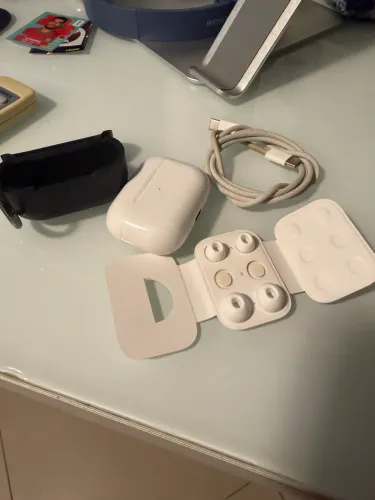 Apple AirPods Pro 2 - USB-C