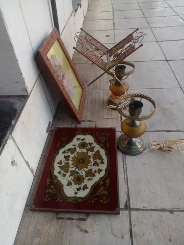 Lote de utensílios tipo antiquário obs venda pessoalmente