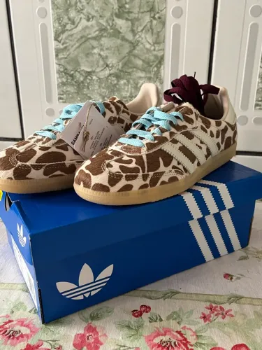 Vendo adidas Samba OG ?Giraffe Print? tam 34