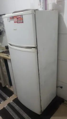 Vendo geladeira Consul 