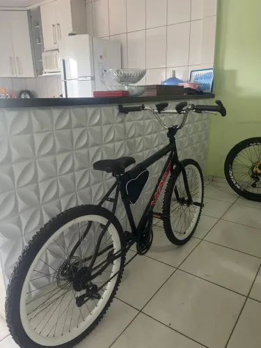 Bicicleta aro 26 estilo raio