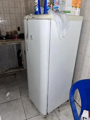 Geladeira Eletrolux