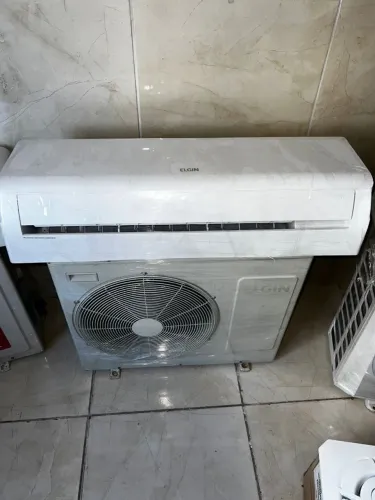 Vendo Ar Condicionado 24Mil Btus 1 Ano De Uso $2,300 Ou $3,000 Já instalado
