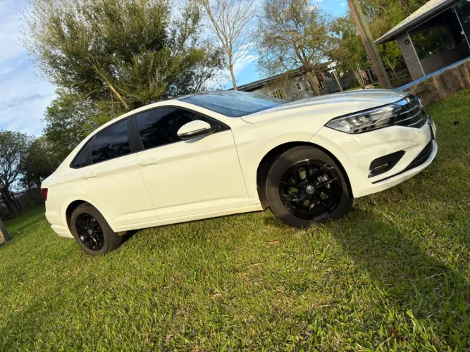 Volkswagen Jetta Comfort. 250 TSI 1.4 Flex 16V Aut. 2019