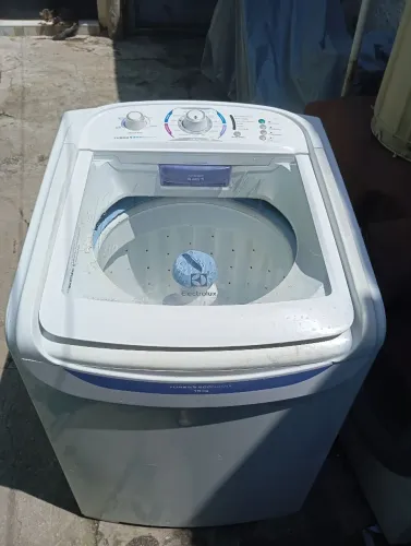Máquina Electrolux 15 kilos