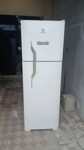 GELADEIRA ELECTROLUX FROST FREE 