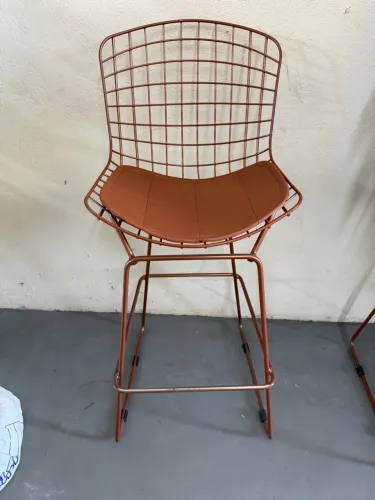 Banqueta metal