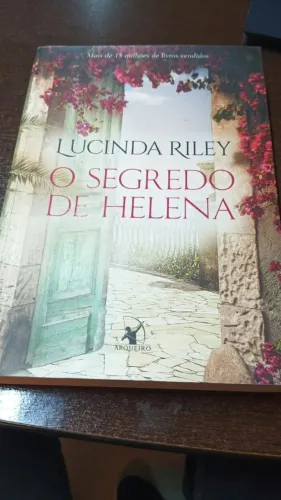 Livro: O Segredo de Helena
