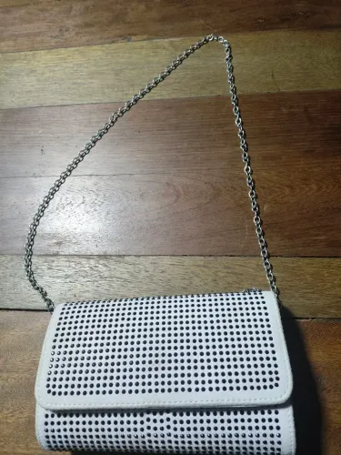 Bolsa pequena.