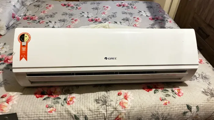 Ar Condicionado Gree Inverter 18.000 BTUs Quente/Frio Desinstalado