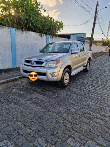 Toyota Hilux CD D4-d 4X4 2.5 16V 102cv TB Dies. 2010