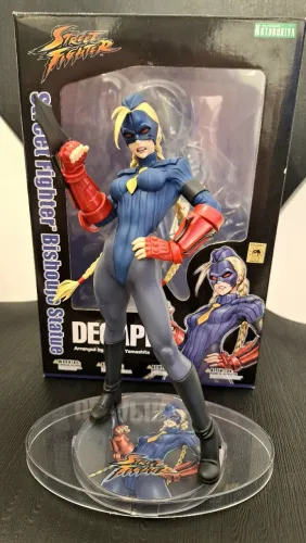 Decapre Street Fighter Bishoujo Kotobukiya