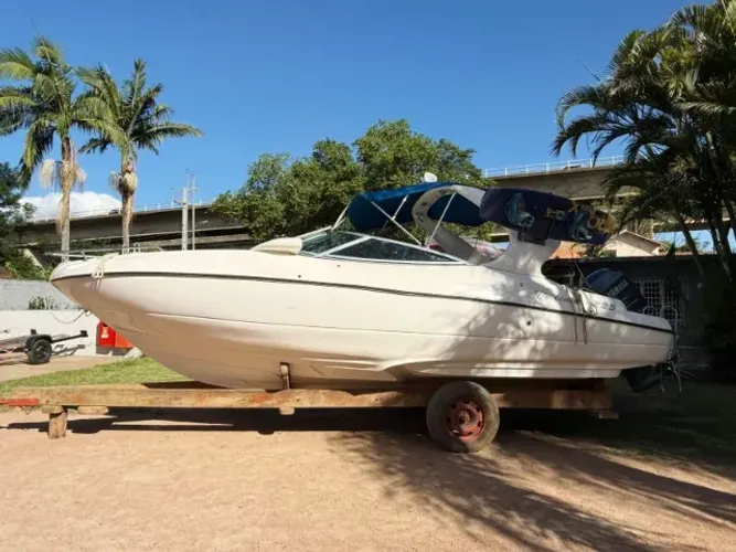 Lancha Millenium 225 - Ano 2005 - Yamaha 150Hp 4T
