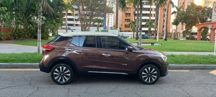 Nissan Kicks SL 1.6 16V Flexstar 5P Aut. 2020