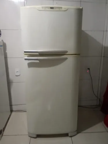 Geladeira Frost free Electrolux