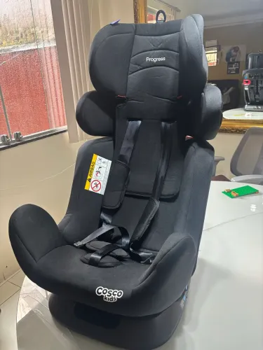 Cadeirinha Cosco kids para transporte