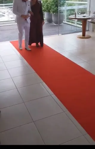 Tapete vermelho