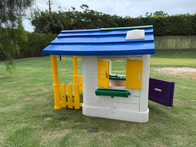 Casinha infantil marca Freso
