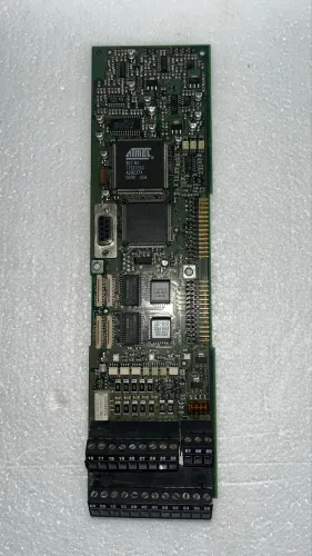 Placa de controle do Inversor de Frequência da série Danfoss VLT5000.