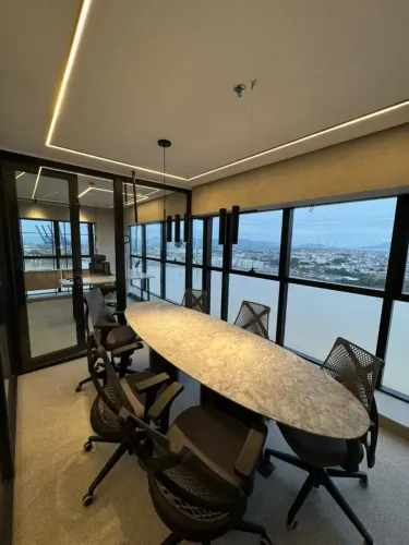 Mesa de reunião