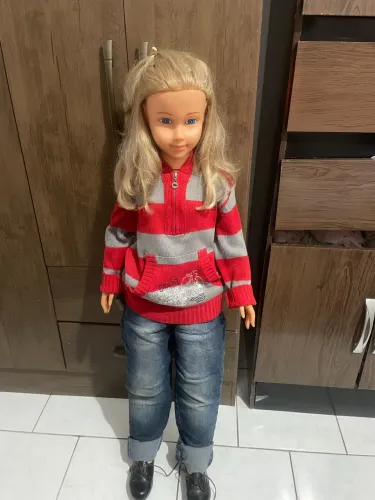 Boneca Grande Loira com Roupa e Sapatos